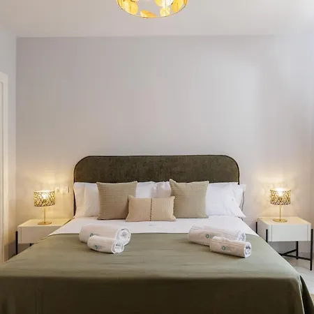 Banus - Banus, Playa Rocio Seaside Complex, 3bdm-3bht, Direct Access To The Beach, Large Outdoor Terrace, 3 Min Walk To Puerto Banus